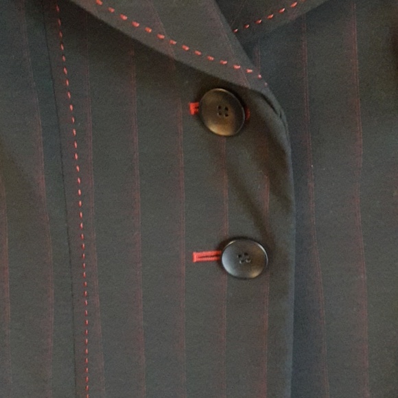 Pant Suit - Picture 7 of 8